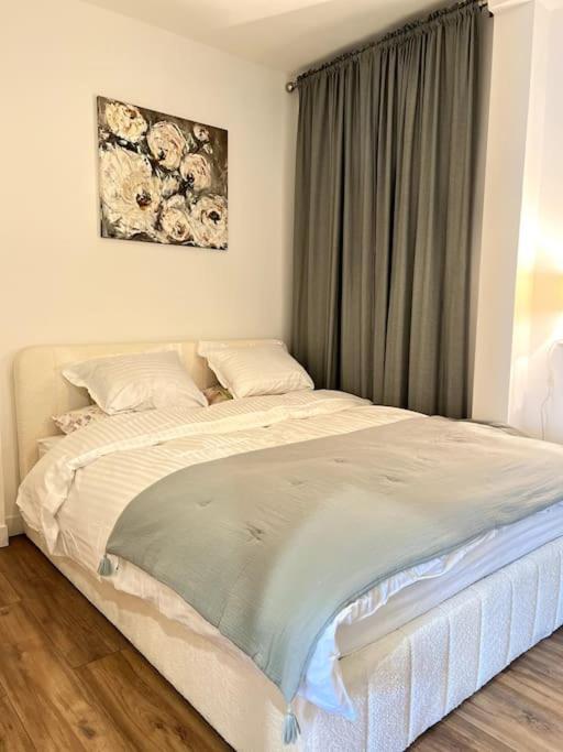 Eze Roc Apartment Ngoại thất bức ảnh